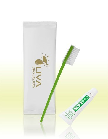 Kit dental 2 piezas con pasta de dientes en tubo D'Olive - 400 Unidades